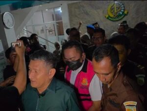 Kejati Sultra Tahan Tiga ASN Dugaan Korupsi BBM