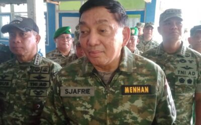 Menhan Sjafrie: TNI Harus Dekat dengan Rakyat