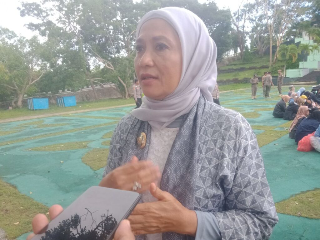Paruh Waktu Tunggu Kepastian, Wawali Baubau Beri Harapan