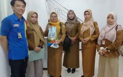 Distan Baubau Kirim Sampel Beras Indomaret yang Hancur ke OKKPD untuk Uji Laboratorium