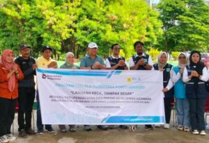 Pemkot Baubau Bersama PLTMG Tanam 100 Pohon di Kotamara