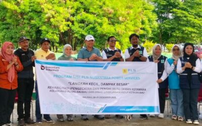 Pemkot Baubau Bersama PLTMG Tanam 100 Pohon di Kotamara