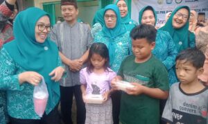 PKK dan DWP Kota Baubau Tebar Kebaikan di Bulan Ramadan, 2.000 Takjil Dibagikan