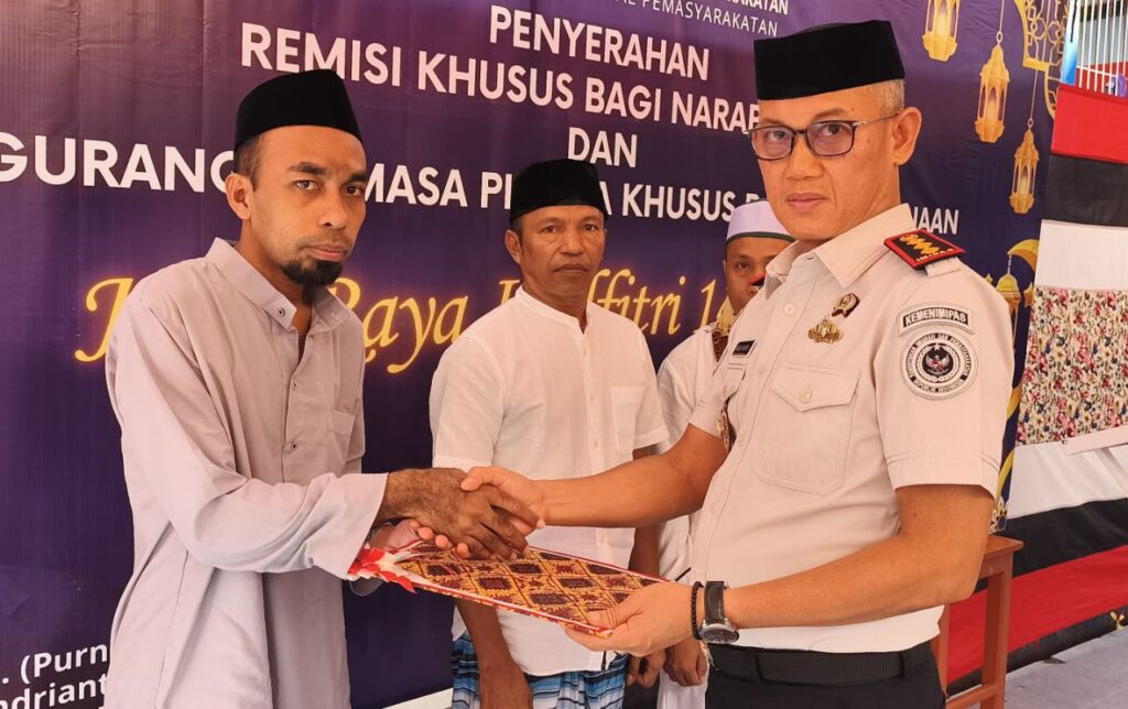Bahagia di Hari Raya, Ratusan Napi Lapas Baubau Dapat Pengurangan Hukuman