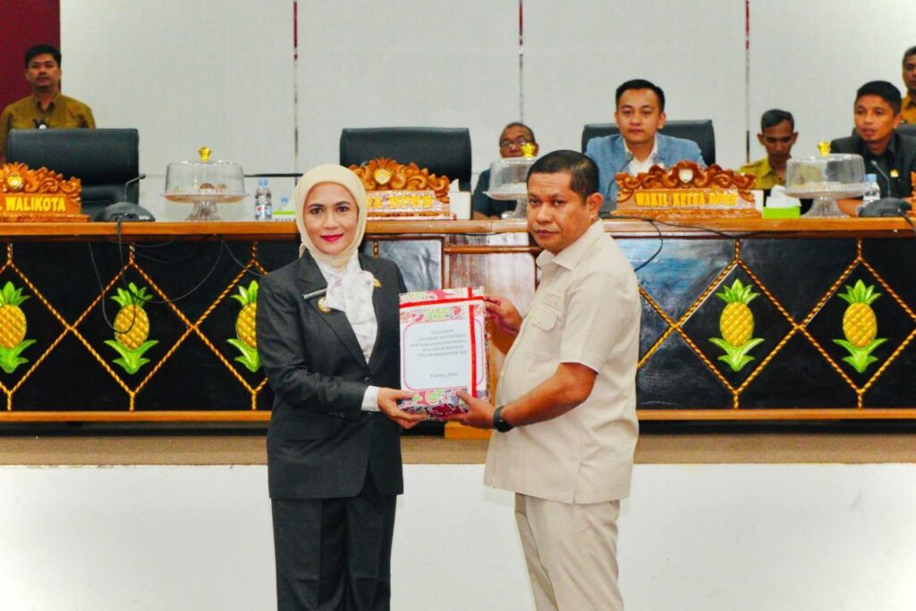 Pemkot Baubau Paparkan LKPJ 2025 di DPRD, Pendapatan Daerah Tembus 97,29 Persen