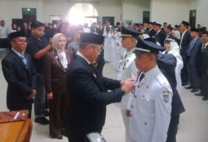 Wali Kota Baubau Lantik 78 Pejabat Administrator dan Pengawas